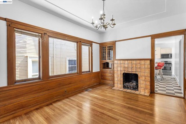 3246 MLK Jr. Way, Oakland, CA 94609