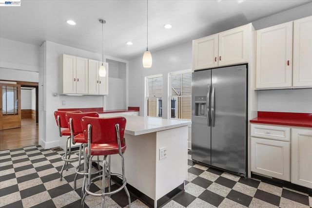 3246 MLK Jr. Way, Oakland, CA 94609