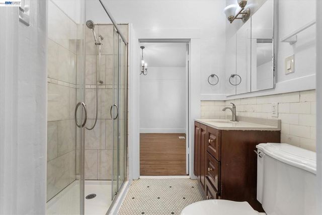 3246 MLK Jr. Way, Oakland, CA 94609