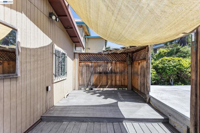 3246 MLK Jr. Way, Oakland, CA 94609