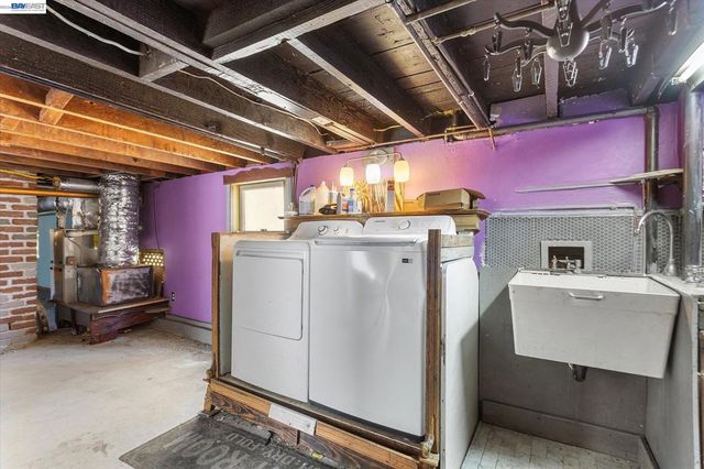 3246 MLK Jr. Way, Oakland, CA 94609