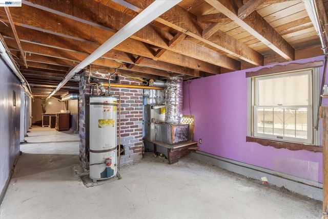 3246 MLK Jr. Way, Oakland, CA 94609