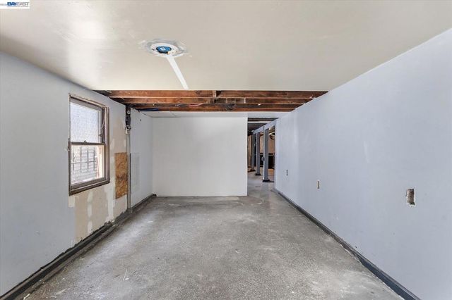 3246 MLK Jr. Way, Oakland, CA 94609