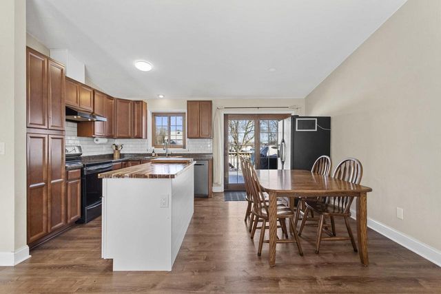 1259 BARTLEIN COURT, Menasha, WI 54952