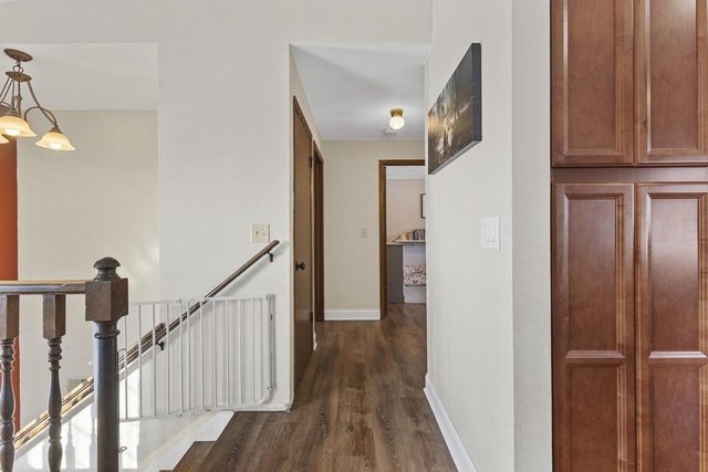 1259 BARTLEIN COURT, Menasha, WI 54952