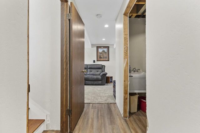 1259 BARTLEIN COURT, Menasha, WI 54952