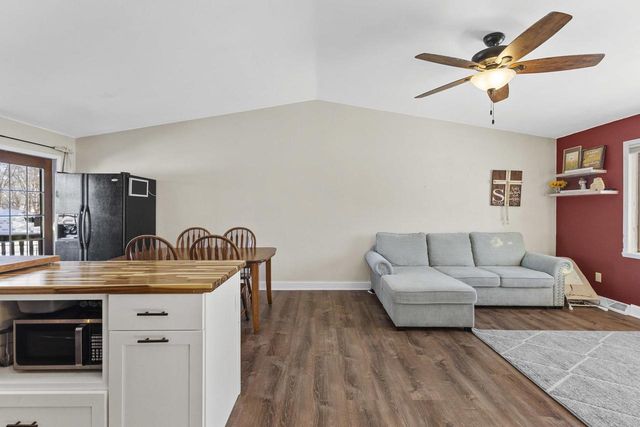 1259 BARTLEIN COURT, Menasha, WI 54952