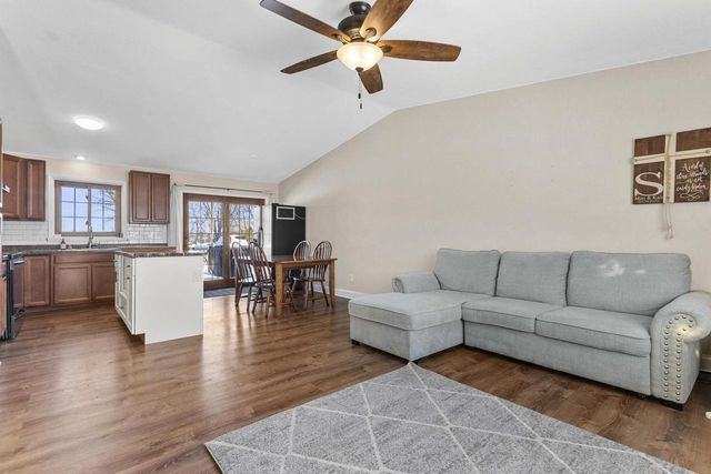 1259 BARTLEIN COURT, Menasha, WI 54952