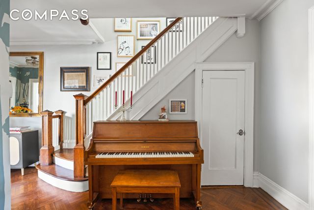 25 Chester Court, New York City, NY 11225