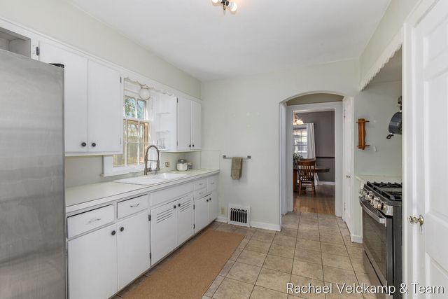 926 Joslin Street, Grand Rapids, MI 49507