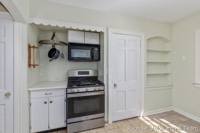 926 Joslin Street, Grand Rapids, MI 49507
