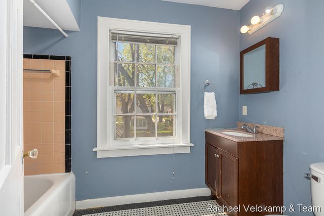 926 Joslin Street, Grand Rapids, MI 49507