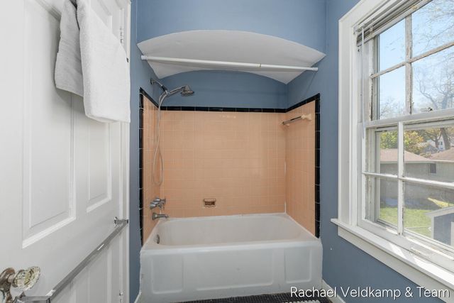 926 Joslin Street, Grand Rapids, MI 49507