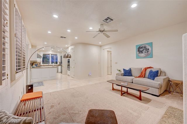 7995 Rio Rico Drive, Las Vegas, NV 89113