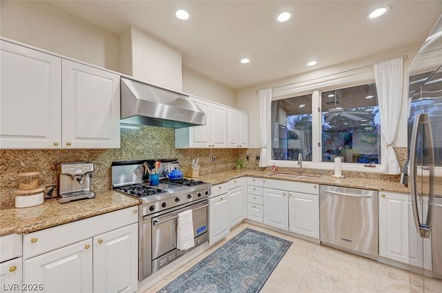 7995 Rio Rico Drive, Las Vegas, NV 89113