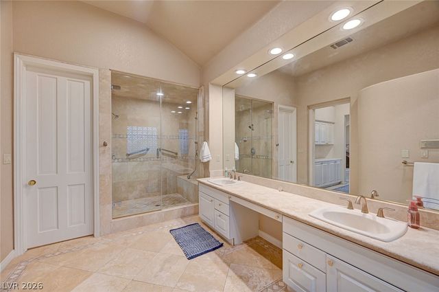 7995 Rio Rico Drive, Las Vegas, NV 89113