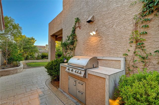7995 Rio Rico Drive, Las Vegas, NV 89113