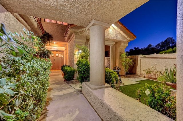 7995 Rio Rico Drive, Las Vegas, NV 89113