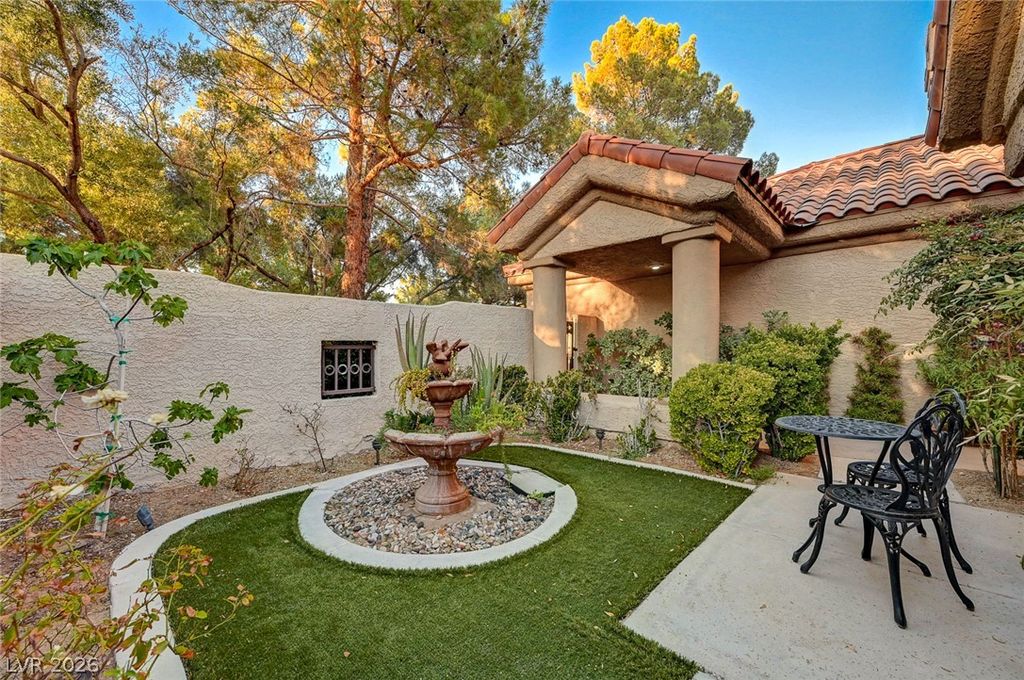 7995 Rio Rico Drive, Las Vegas, NV 89113 — photo 5