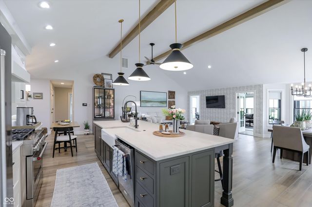 4075 E State Road 44, Shelbyville, IN 46176