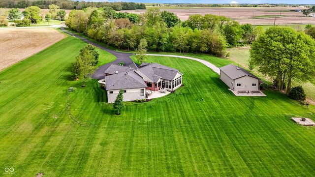 4075 E State Road 44, Shelbyville, IN 46176
