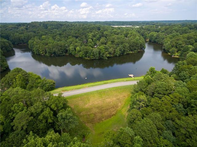 8830 Willowbrae Lane, Roswell, GA 30076
