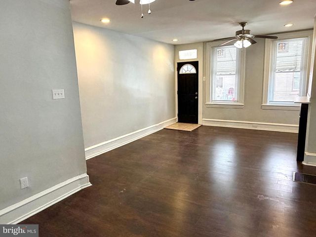 2520 N SARTAIN ST, Philadelphia, PA 19133
