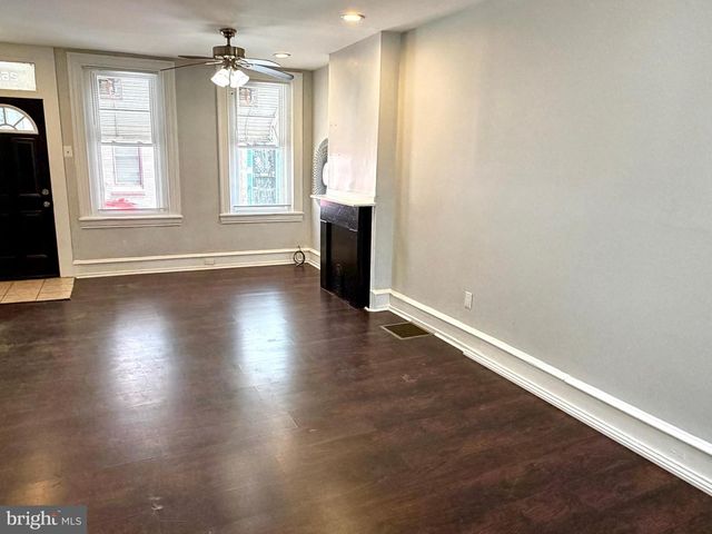2520 N SARTAIN ST, Philadelphia, PA 19133