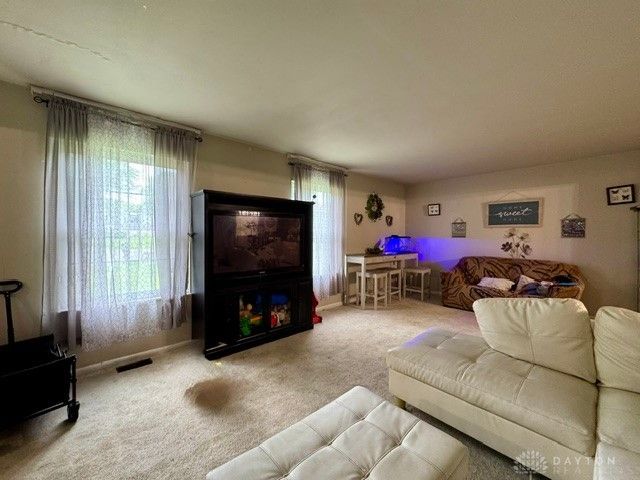 5513 Florrel Crest Lane, Dayton, OH 45415