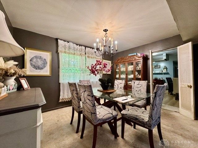 5513 Florrel Crest Lane, Dayton, OH 45415