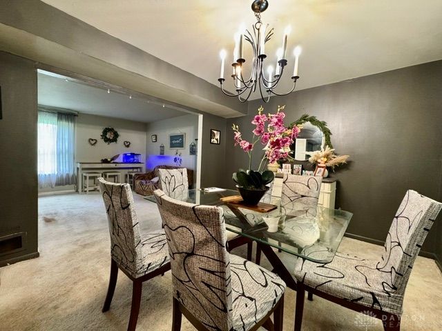 5513 Florrel Crest Lane, Dayton, OH 45415