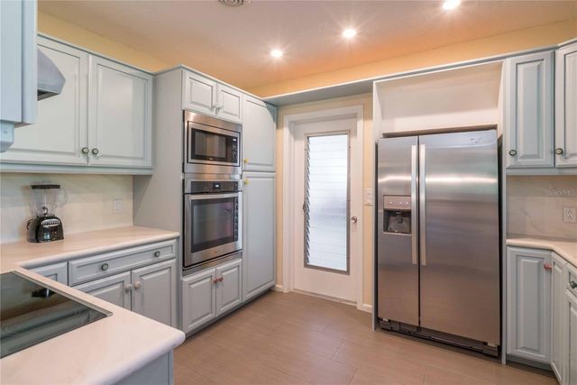 2521 WEBBER STREET, Sarasota, FL 34239