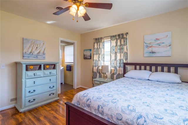2521 WEBBER STREET, Sarasota, FL 34239