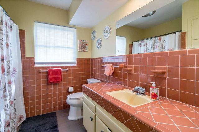2521 WEBBER STREET, Sarasota, FL 34239