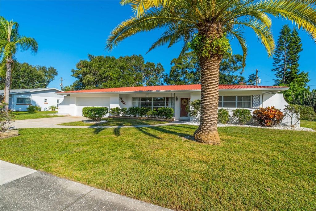 2521 WEBBER STREET, Sarasota, FL 34239
