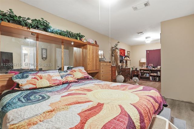 10235 Pan American Dr, Cutler Bay, FL 33189