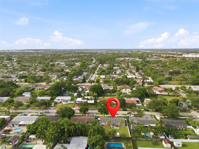 10235 Pan American Dr, Cutler Bay, FL 33189