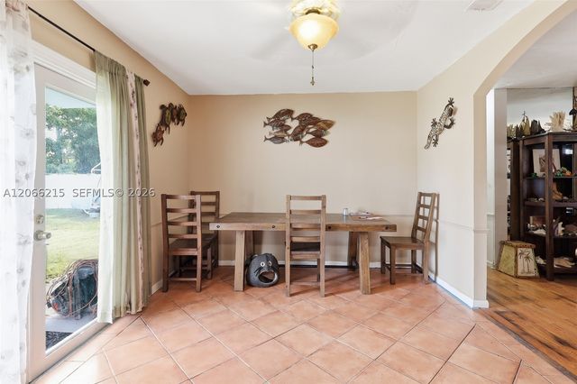 10235 Pan American Dr, Cutler Bay, FL 33189