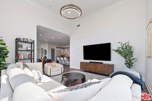 12491 Osprey Lane 3, Los Angeles, CA 90094