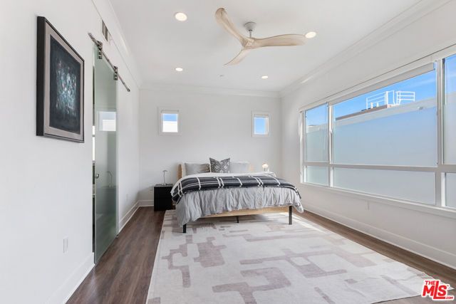 12491 Osprey Lane 3, Los Angeles, CA 90094