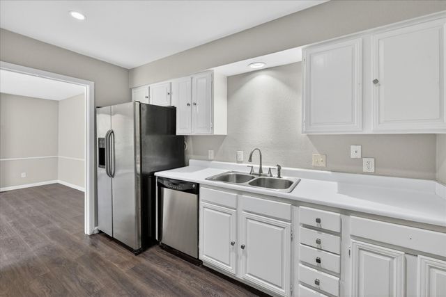 9809 Matchpoint Place, Dallas, TX 75243