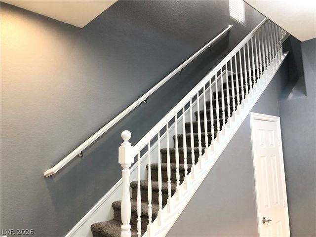 1885 Cape Cod Landing Drive, Las Vegas, NV 89135