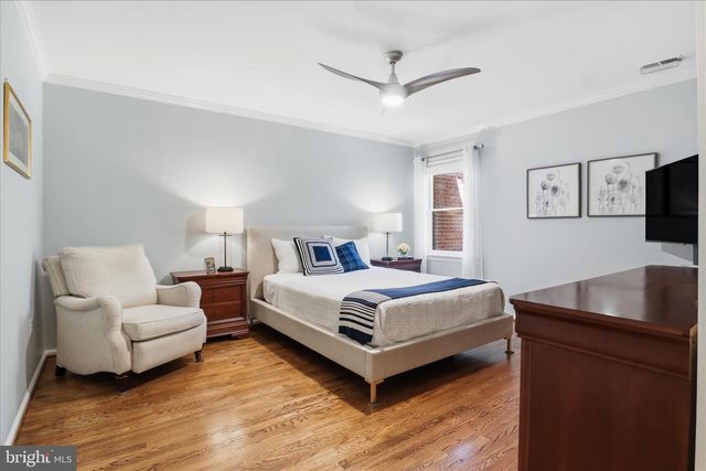 1496 HAMPTON HILL CIR, Mclean, VA 22101