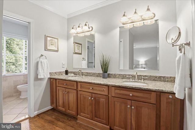 1496 HAMPTON HILL CIR, Mclean, VA 22101