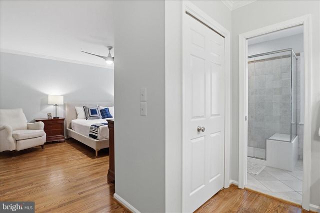 1496 HAMPTON HILL CIR, Mclean, VA 22101