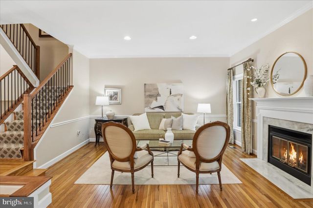 1496 HAMPTON HILL CIR, Mclean, VA 22101