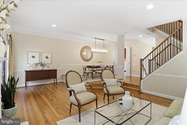 1496 HAMPTON HILL CIR, Mclean, VA 22101