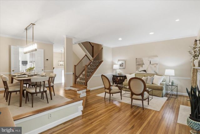 1496 HAMPTON HILL CIR, Mclean, VA 22101