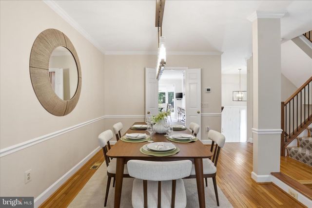 1496 HAMPTON HILL CIR, Mclean, VA 22101