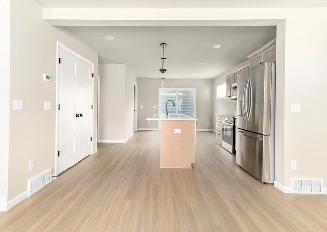 815 Indigo Lane, Waunakee, WI 53597